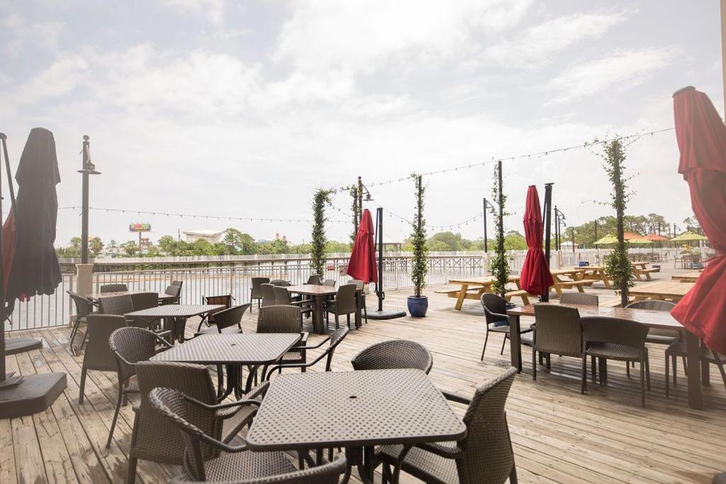 Living Right At Laketown Wharf #1016 By Nautical Properties Panama City Beach Dış mekan fotoğraf
