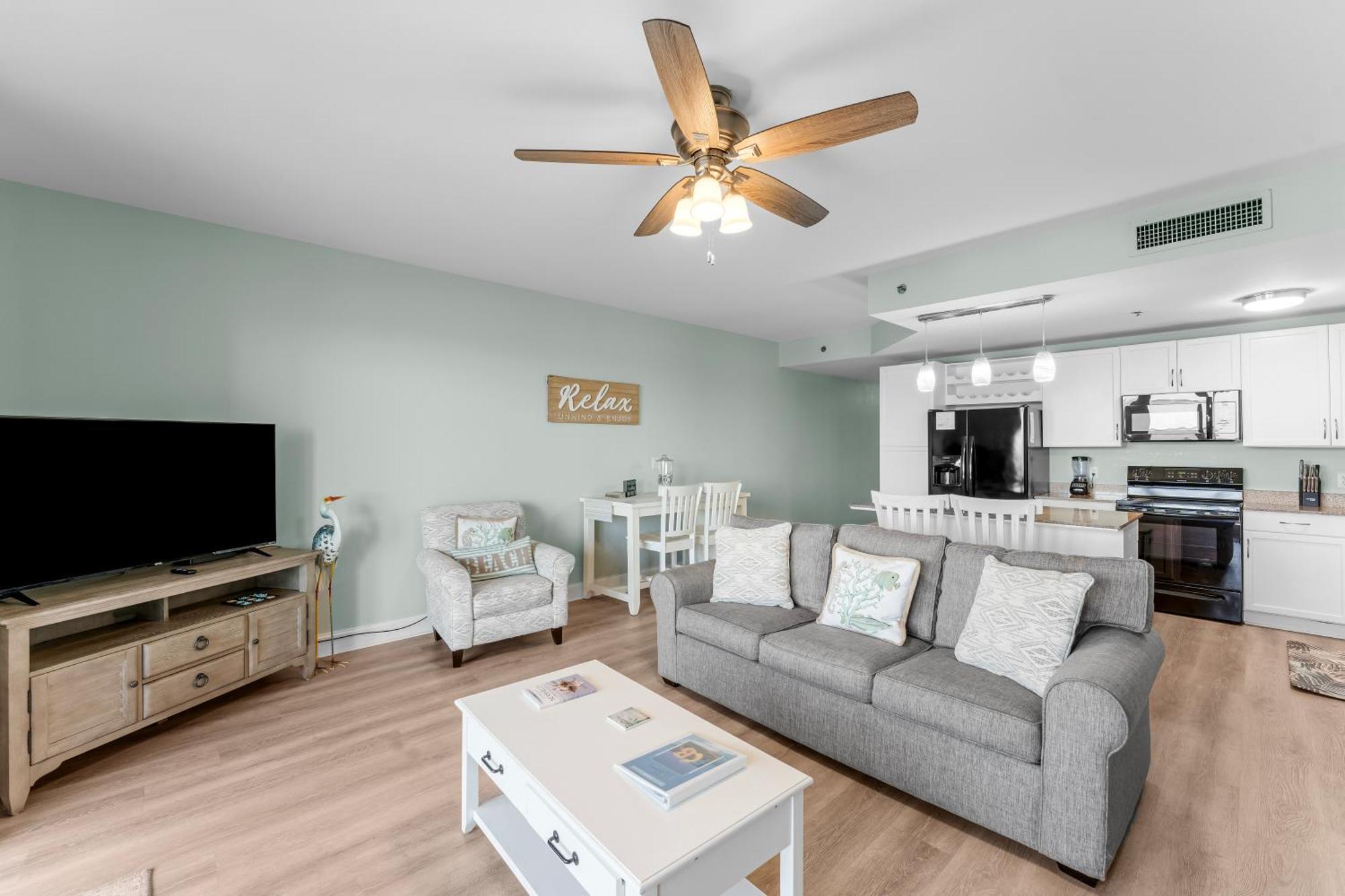Living Right At Laketown Wharf #1016 By Nautical Properties Panama City Beach Dış mekan fotoğraf