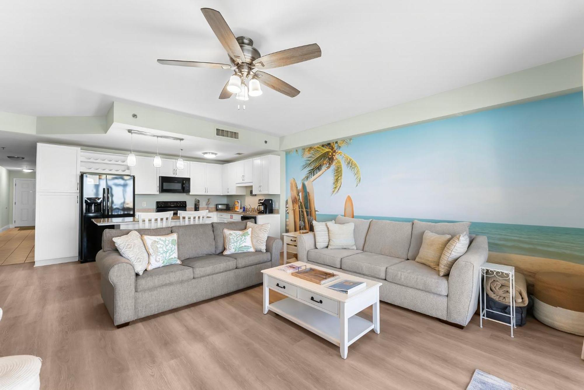 Living Right At Laketown Wharf #1016 By Nautical Properties Panama City Beach Dış mekan fotoğraf