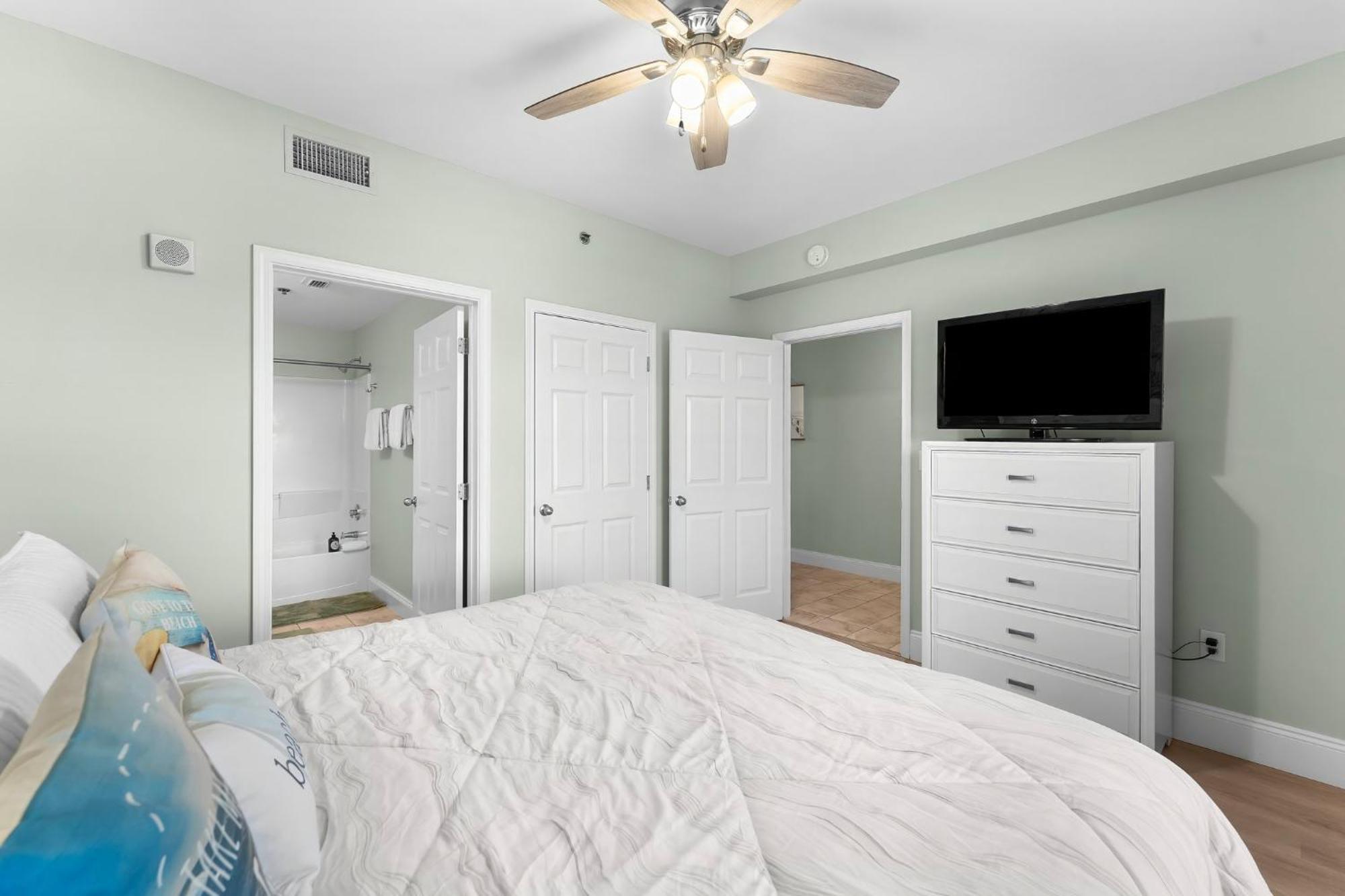 Living Right At Laketown Wharf #1016 By Nautical Properties Panama City Beach Dış mekan fotoğraf